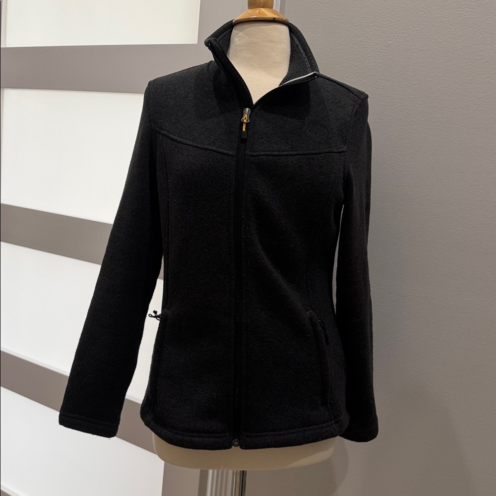 The North Face Women's Black Ski Jacket - Picture 7 of 11
